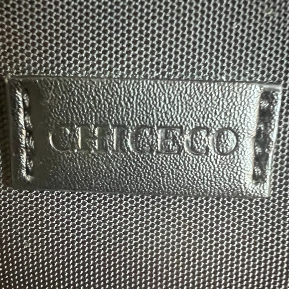 Chiceco high performance bag with zipper closure in black new condition - Picture 6 of 9